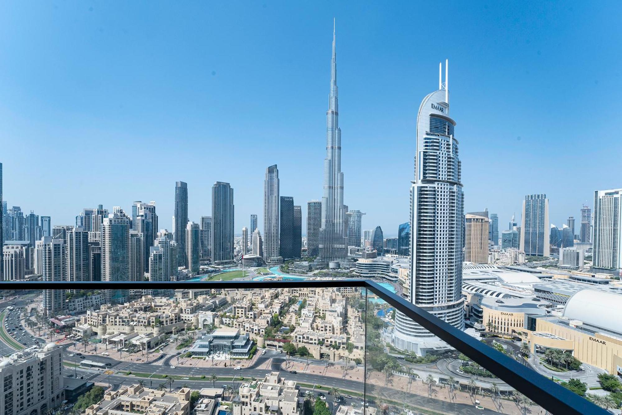 Stunning 2br Burj Khalifa View
