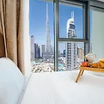 Stunning 2Br Burj Khalifa View Apartment
