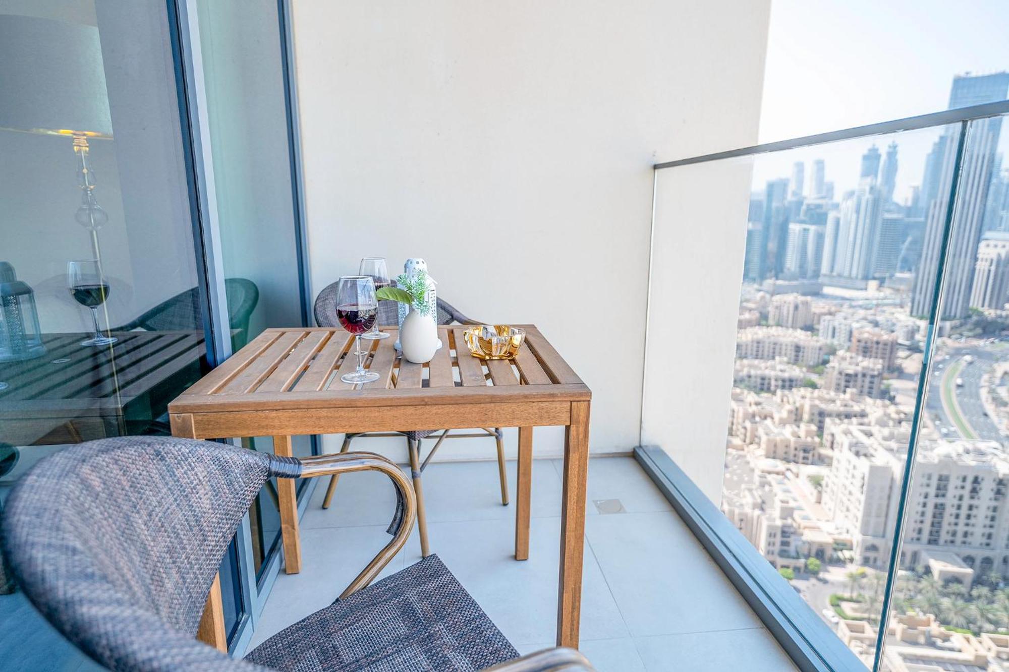 Apartment Stunning 2br Burj Khalifa View Dubai