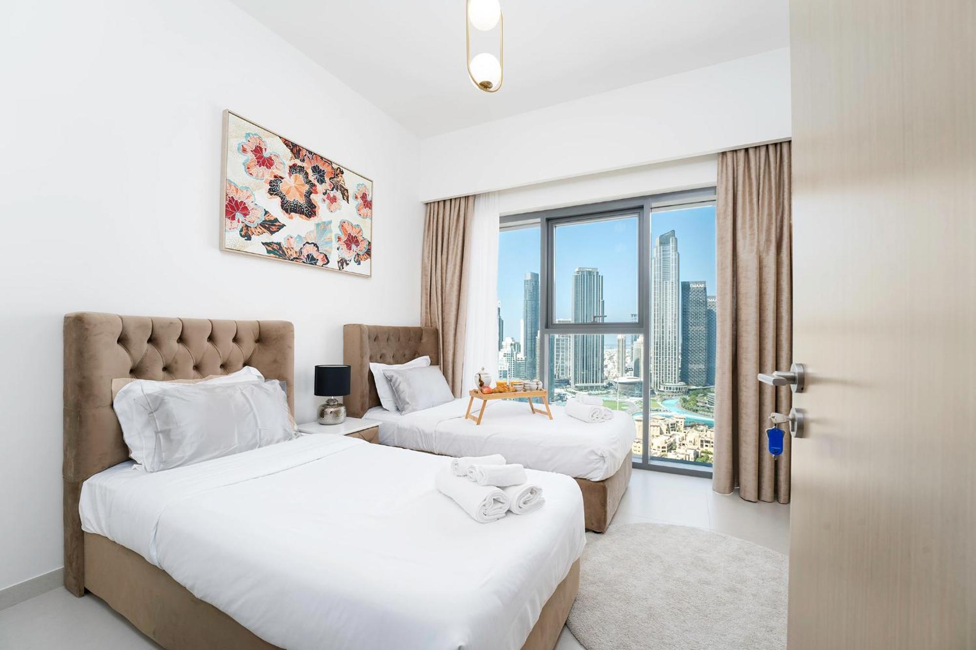 Stunning 2br Burj Khalifa View